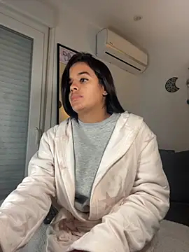 EmelyRogers online show from November 20, 7:57 pm