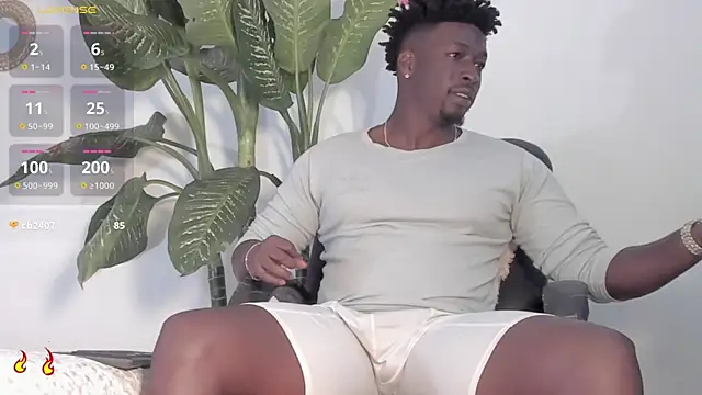 michaell james7 online show from October 17, 8:33 pm