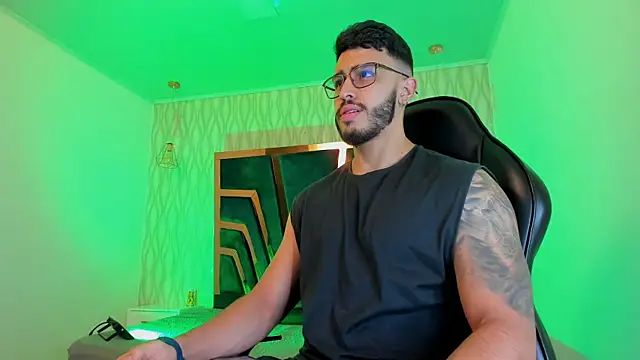 Liam Kleiin online show from November 26, 11:22 am