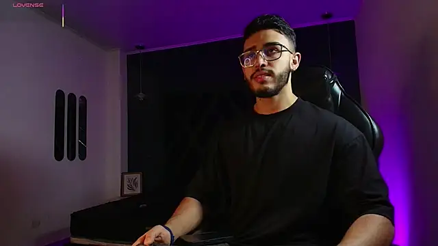 Liam Kleiin online show from April 9, 11:26 am