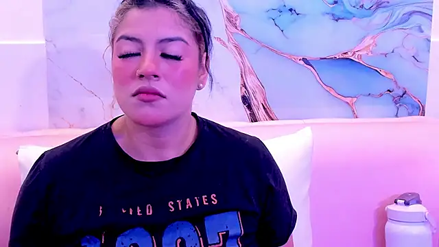 taylor cupper online show from October 23, 3:28 am