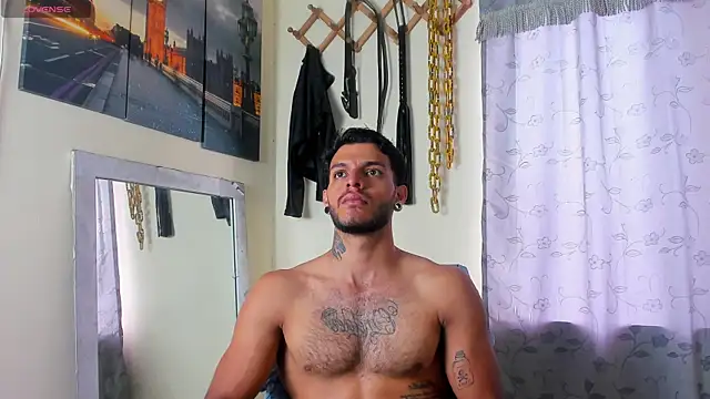 Snapshot of JuanBlade chatting on February 18, 12:49 pm JuanBlade online show from February 18, 12:49 pm