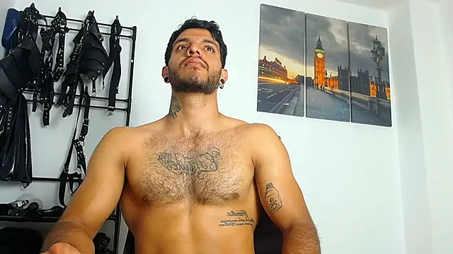 Snapshot of JuanBlade chatting on November 10, 12:04 pm JuanBlade online show from November 10, 12:04 pm