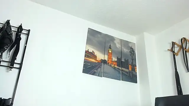 Snapshot of JuanBlade chatting on November 12, 3:01 pm JuanBlade online show from November 12, 3:01 pm