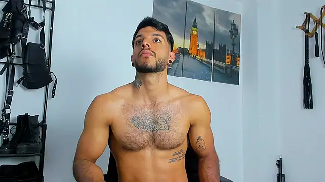 Snapshot of JuanBlade chatting on November 20, 10:20 pm JuanBlade online show from November 20, 10:20 pm