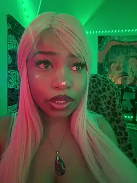 Snapshot of lovekaylaa chatting on November 30, 11:47 am lovekaylaa online show from November 30, 11:47 am