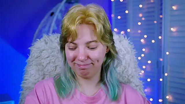 Snapshot of RocKStone_ chatting on November 7, 4:34 am RocKStone online show from November 7, 4:34 am