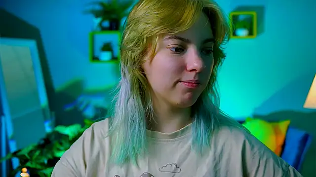 Snapshot of RocKStone_ chatting on December 3, 4:20 am RocKStone online show from December 3, 4:20 am