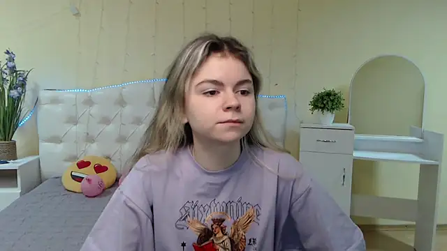 TinaRedly online show from January 21, 6:45 pm