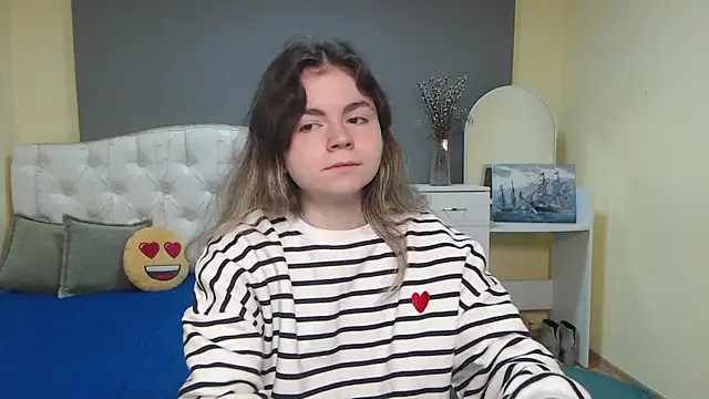 TinaRedly online show from November 6, 12:06 pm