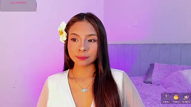 Snapshot of amira_cute2 chatting on October 15, 7:52 am amira cute2 online show from October 15, 7:52 am