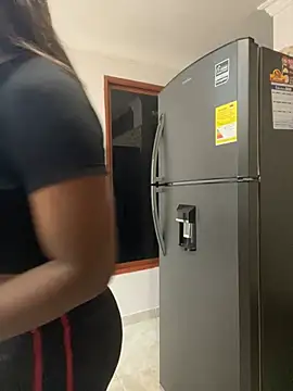 Snapshot of kellya_ chatting on January 19, 8:30 pm kellya online show from January 19, 8:30 pm