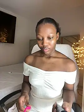 Snapshot of kellya_ chatting on November 12, 11:25 pm kellya online show from November 12, 11:25 pm