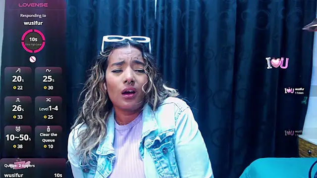 Snapshot of megan_collins96 chatting on March 11, 7:25 pm megan collins96 online show from March 11, 7:25 pm