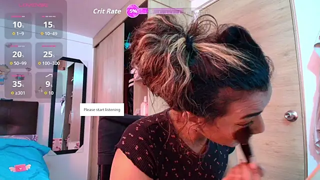 Snapshot of megan_collins96 chatting on December 13, 8:36 pm megan collins96 online show from December 13, 8:36 pm