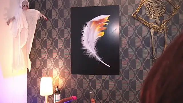 Snapshot of SharomRoss chatting on October 31, 3:02 pm SharomRoss online show from October 31, 3:02 pm