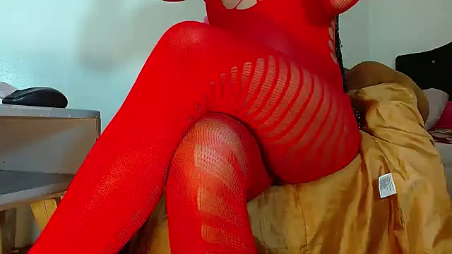 Snapshot of bellatrixx_69 chatting on March 12, 3:24 am bellatrixx 69 online show from March 12, 3:24 am