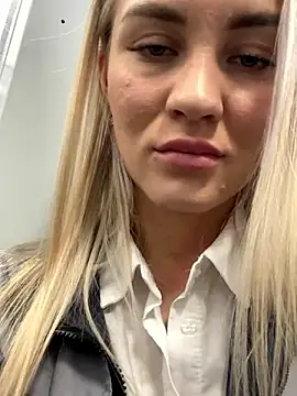 DreamGirl-777 online show from December 2, 11:01 am