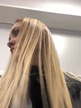 DreamGirl-777 online show from December 9, 3:50 am