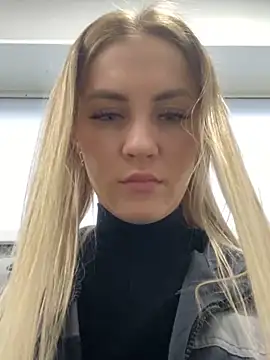 DreamGirl-777 online show from December 9, 10:54 am