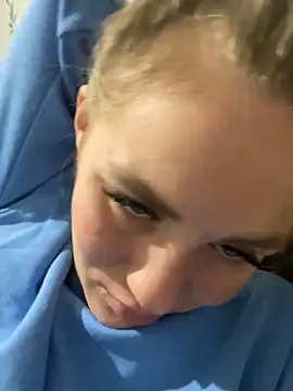 DreamGirl-777 online show from December 11, 4:42 pm