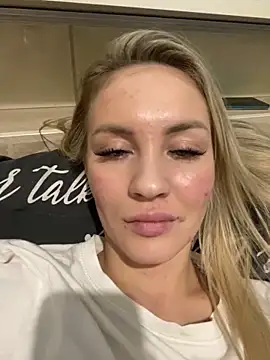 DreamGirl-777 online show from December 19, 4:57 pm