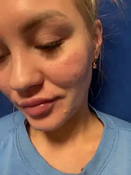 DreamGirl-777 online show from December 23, 8:25 pm