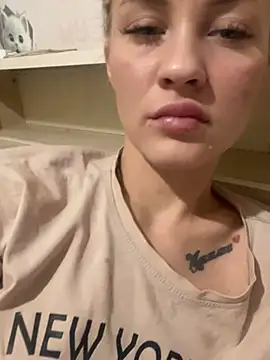 DreamGirl-777 online show from January 2, 2:46 pm