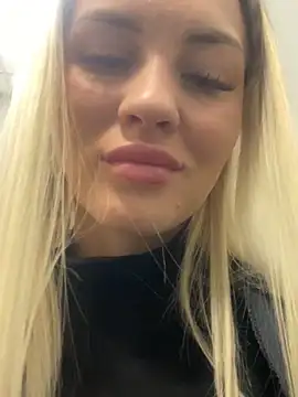 DreamGirl-777 online show from January 27, 4:09 am