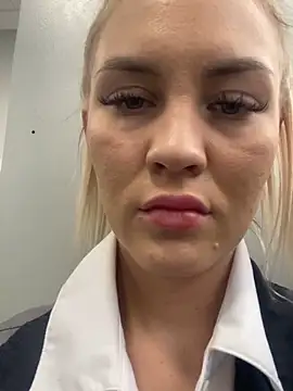 DreamGirl-777 online show from January 30, 10:29 am