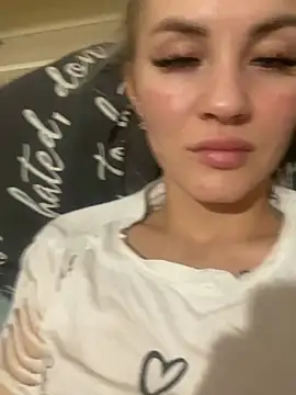 DreamGirl-777 online show from February 1, 12:47 pm