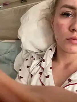 DreamGirl-777 online show from February 22, 11:24 am