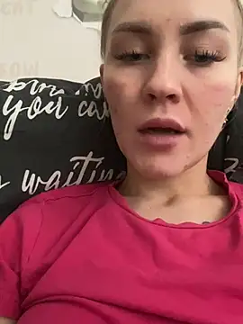 DreamGirl-777 online show from March 3, 8:16 am