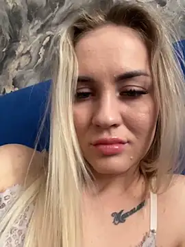 DreamGirl-777 online show from March 18, 12:47 pm