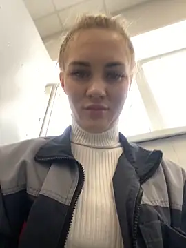 DreamGirl-777 online show from March 21, 8:06 am