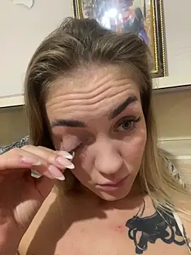 DreamGirl-777 online show from October 24, 2:57 pm