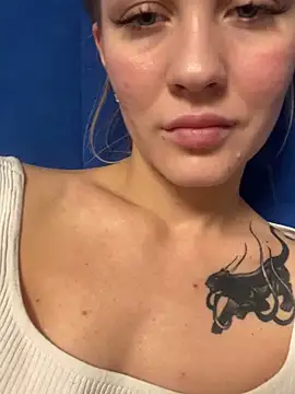 DreamGirl-777 online show from November 3, 9:16 pm