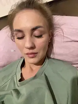 DreamGirl-777 online show from November 21, 1:32 pm