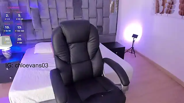 Chloe evans   online show from March 6, 11:47 am