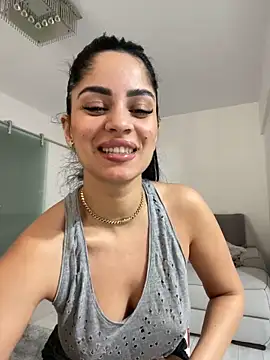  adelle online show from January 5, 11:37 am