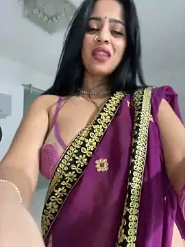  adelle online show from February 8, 11:01 am