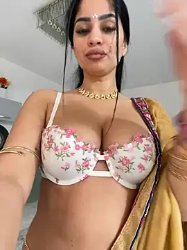  adelle online show from February 22, 11:13 am