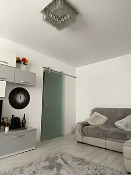  adelle online show from March 8, 10:00 am