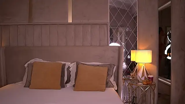 Snapshot of BlairSanders chatting on October 30, 7:25 pm BlairSanders online show from October 30, 7:25 pm