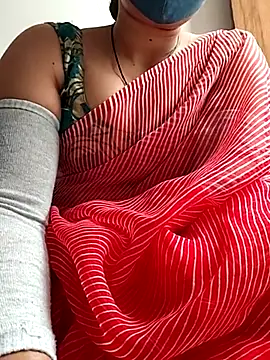 Snapshot of Archna-ji chatting on February 18, 5:20 am Archna-ji online show from February 18, 5:20 am