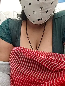 Snapshot of Archna-ji chatting on February 25, 5:19 am Archna-ji online show from February 25, 5:19 am