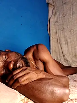 Snapshot of Bulletact chatting on February 14, 1:46 am Bulletact online show from February 14, 1:46 am