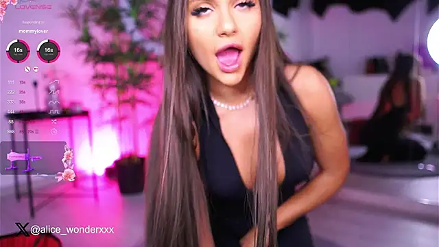 VanessaSimon online show from January 30, 6:24 am