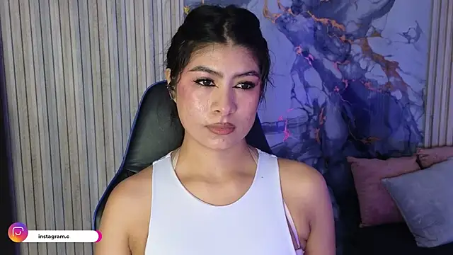 LissaWiild online show from April 15, 8:20 pm