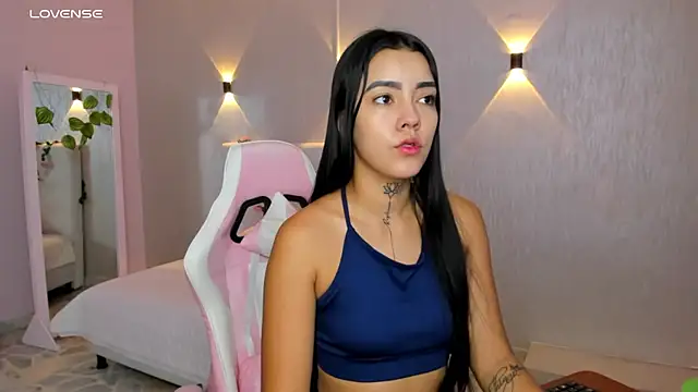 miagomezweb1 online show from March 6, 1:24 pm